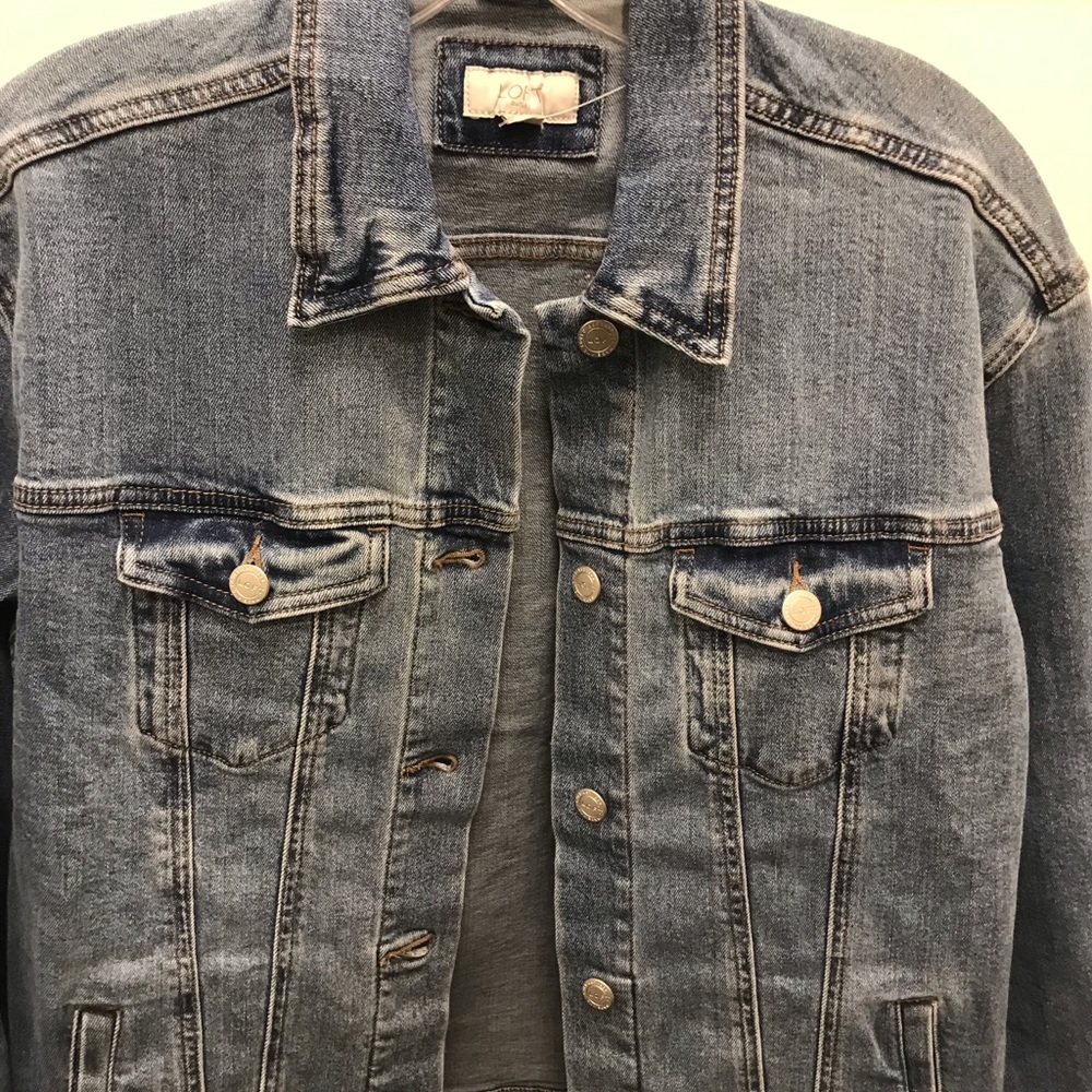 Gorgeous Loft Outlet Denim jacket ❤️ nwt - Picture 7 of 8